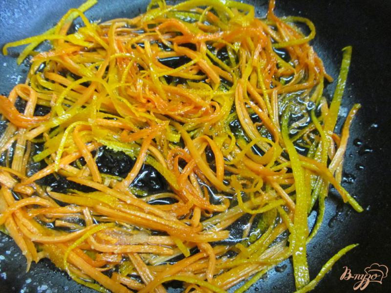 Фото приготовление рецепта: Десерт из моркови с апельсином шаг №4