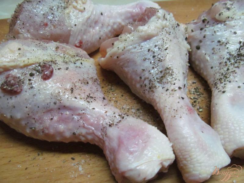 Фото приготовление рецепта: Куриные ножки в хлебной панировке шаг №1