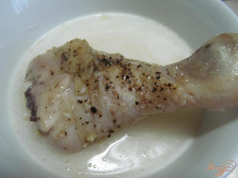 Фото приготовление рецепта: Куриные ножки в хлебной панировке шаг №7