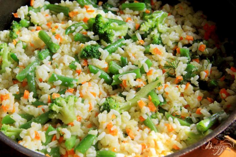 Фото приготовление рецепта: Рис с овощами на гарнир шаг №5