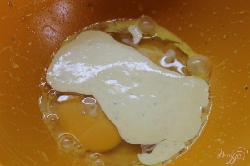 Фото приготовление рецепта: Сытные гренки в кляре на завтрак шаг №1