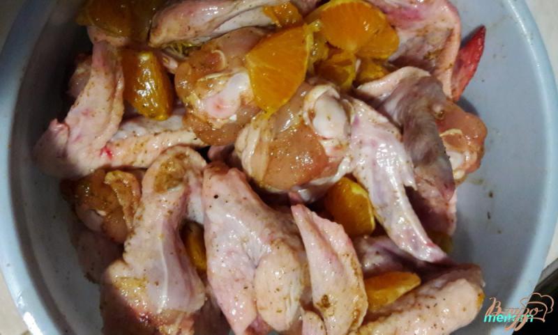 Фото приготовление рецепта: Куриные крылышки с маниолой шаг №1
