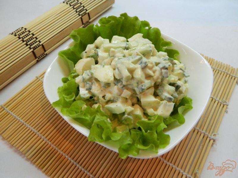 Фото приготовление рецепта: Легкий весенний салат со сметаной шаг №5