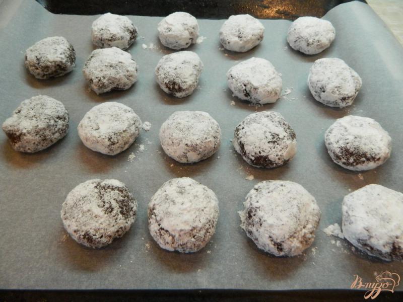 Фото приготовление рецепта: Печенье шоколадно-мятное шаг №8