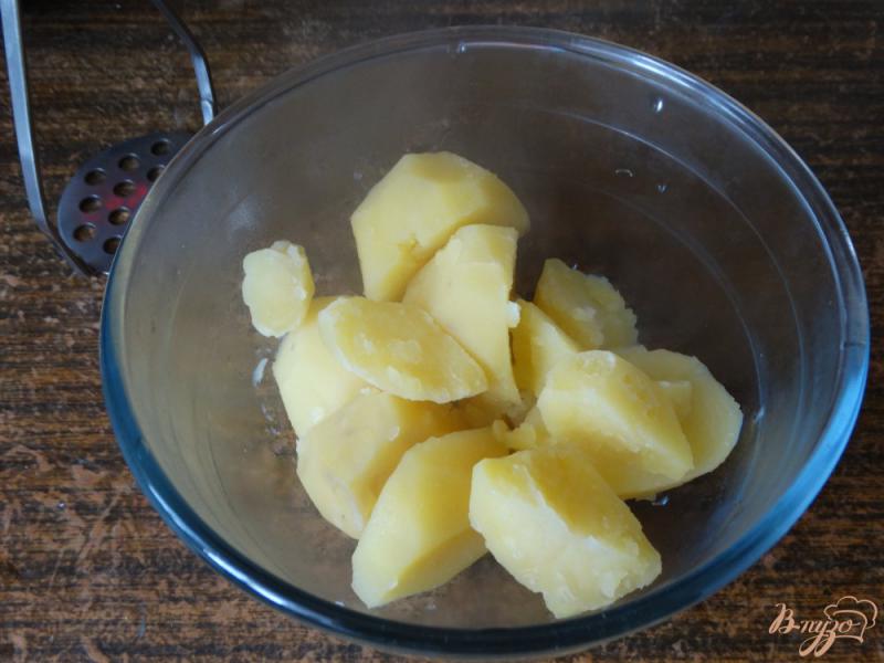Фото приготовление рецепта: Картофельные зразы с рикоттой шаг №1