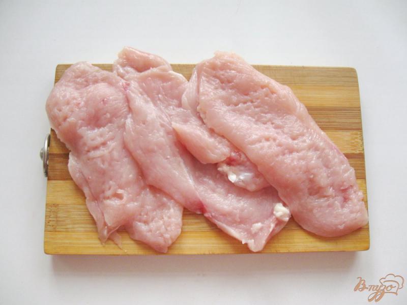 Фото приготовление рецепта: Отбивные из курицы в сухарях шаг №1
