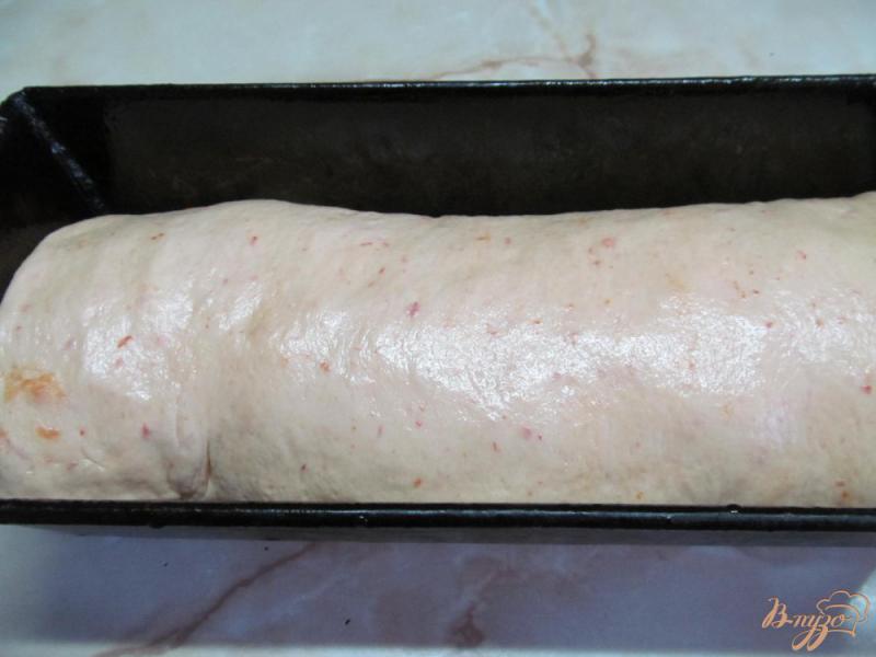 Фото приготовление рецепта: Хлеб с томатом шаг №7