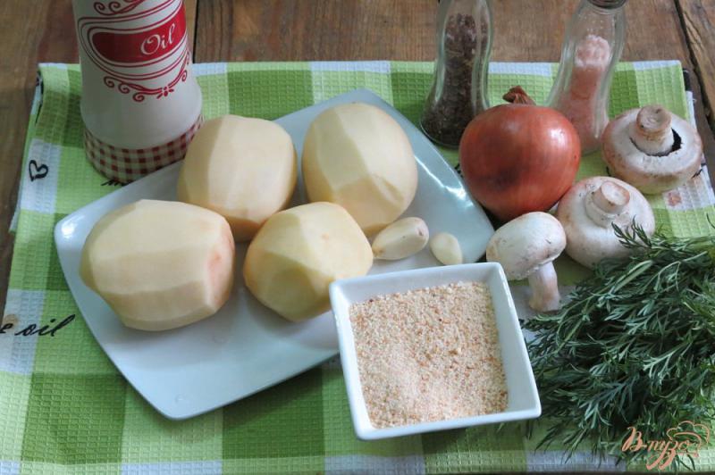 Фото приготовление рецепта: Картофельные котлеты с грибами шаг №1
