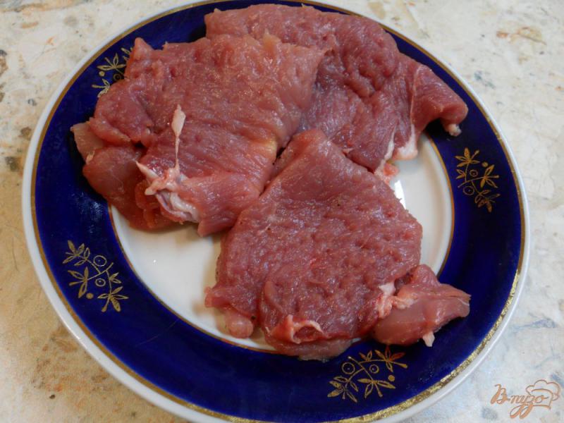 Фото приготовление рецепта: «Кармашки» из свинины с яблоками и сыром шаг №3