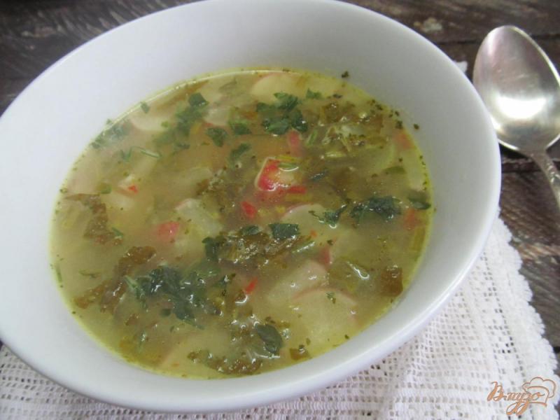 Фото приготовление рецепта: Щавелевый суп с булгуром и редисом шаг №8