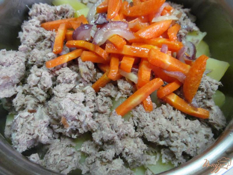 Фото приготовление рецепта: Картофель с фаршем из вареного мяса шаг №4