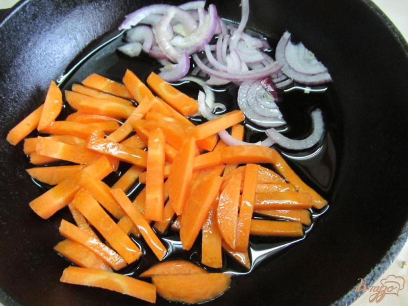 Фото приготовление рецепта: Картофель с фаршем из вареного мяса шаг №3