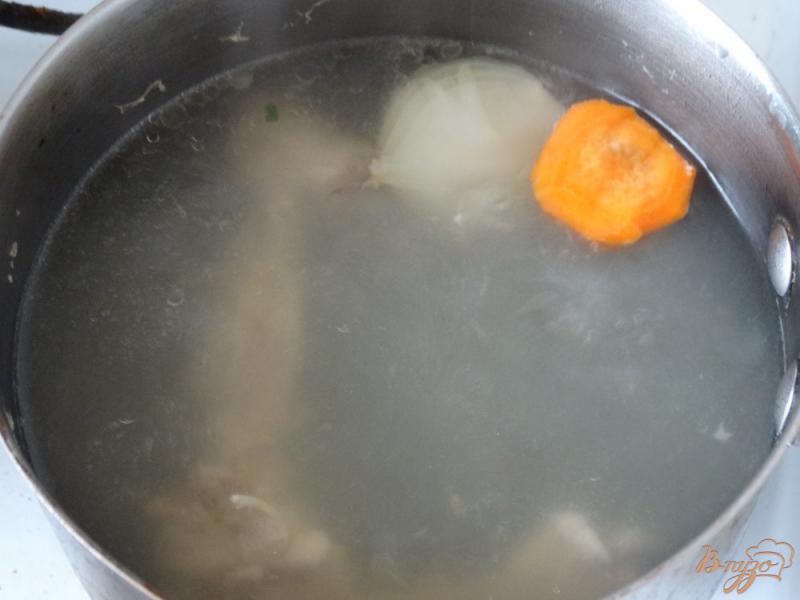 Фото приготовление рецепта: Зеленый суп с фрикадельками шаг №1