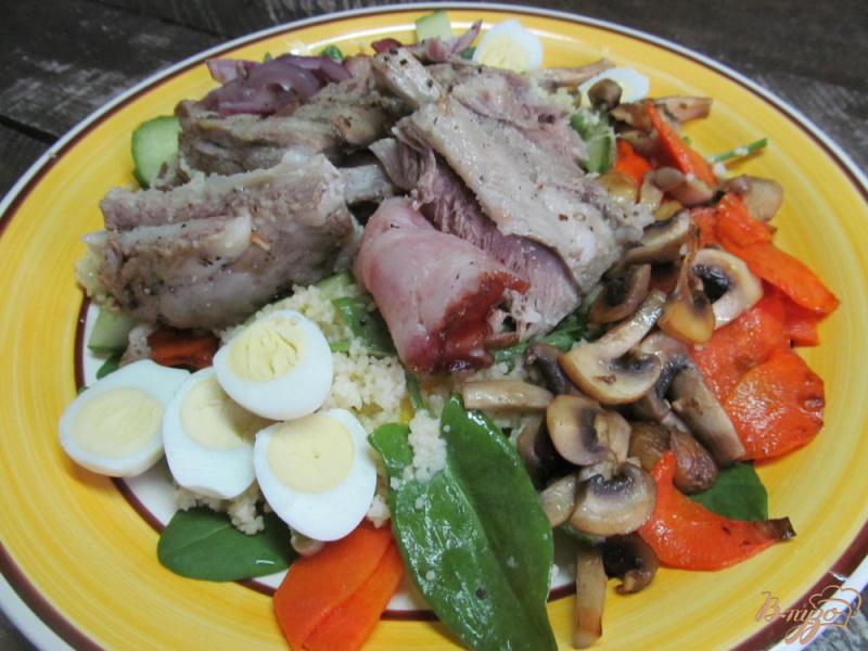 Фото приготовление рецепта: Кус-кус с овощами и запеченными ребрами под беконом шаг №12