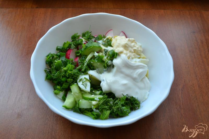 Фото приготовление рецепта: Весенний салат со щавелем шаг №3
