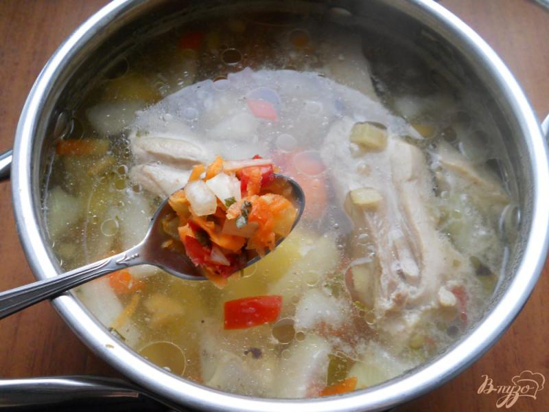 Фото приготовление рецепта: Овощной суп с курицей шаг №3