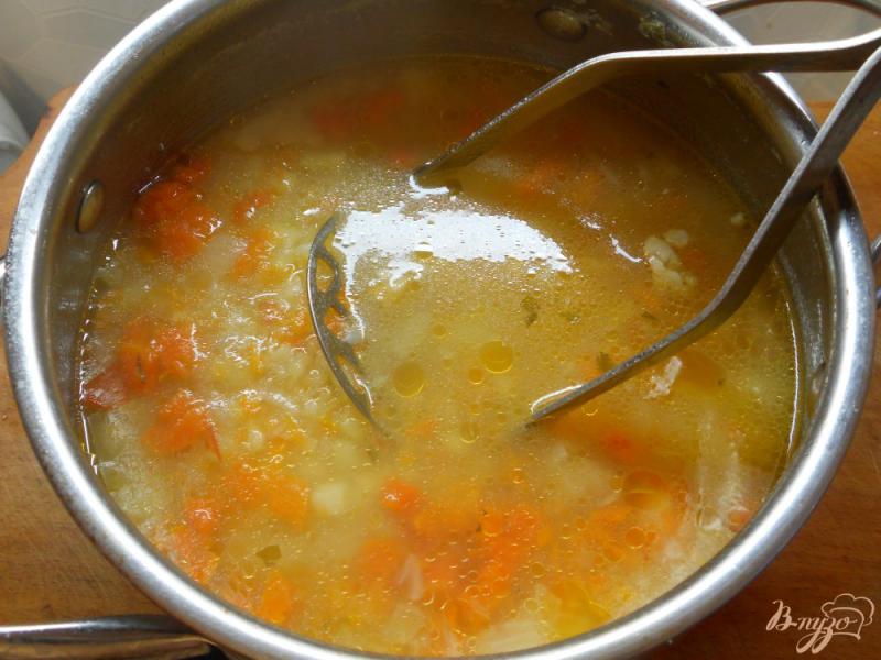 Фото приготовление рецепта: Овощной суп с курицей шаг №4