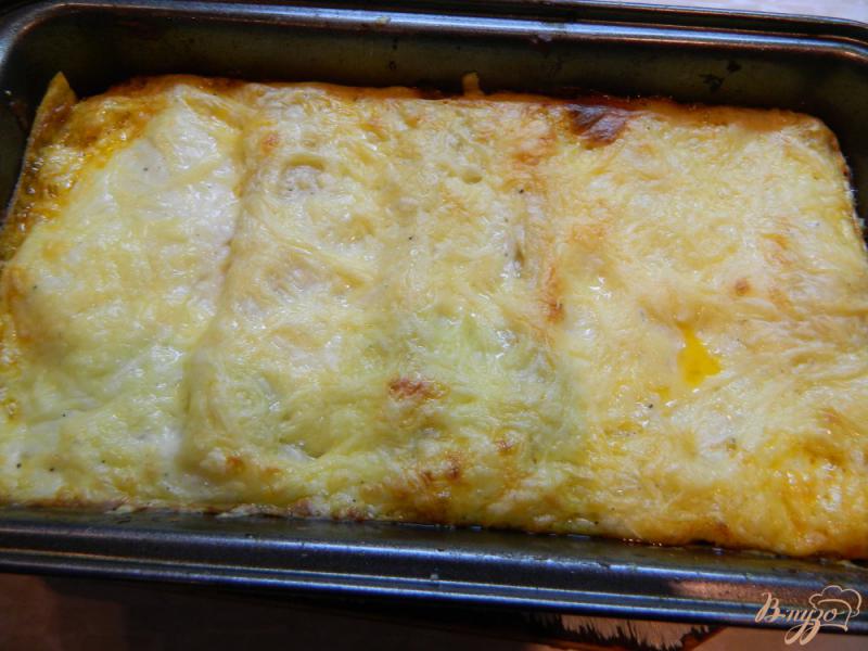 Фото приготовление рецепта: Лазанья с мясом и сырным соусом шаг №12