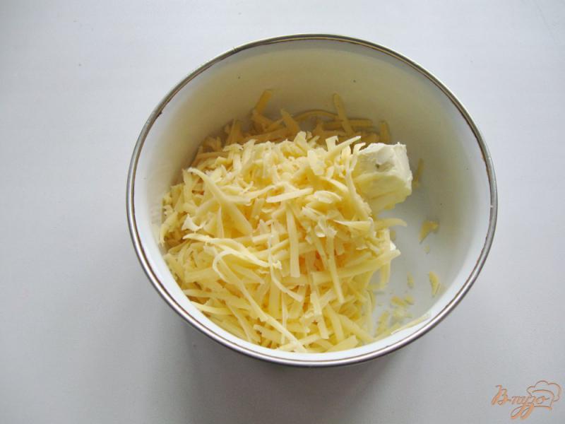 Фото приготовление рецепта: Печеный картофель с сыром и грибами шаг №3