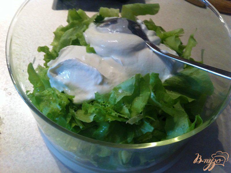 Фото приготовление рецепта: Салат «Весенний» с яйцом шаг №6
