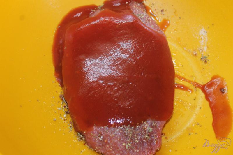 Фото приготовление рецепта: Стейк из телятины в чили соусе шаг №4