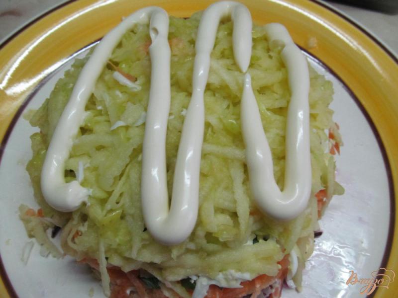 Фото приготовление рецепта: Овощной салат - торт шаг №6