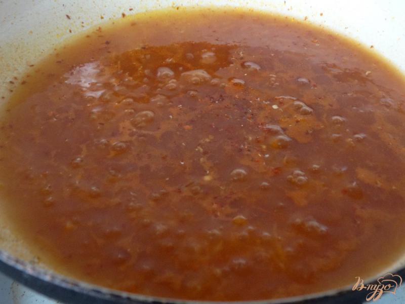Фото приготовление рецепта: Паста с креветками в томатном соусе шаг №2