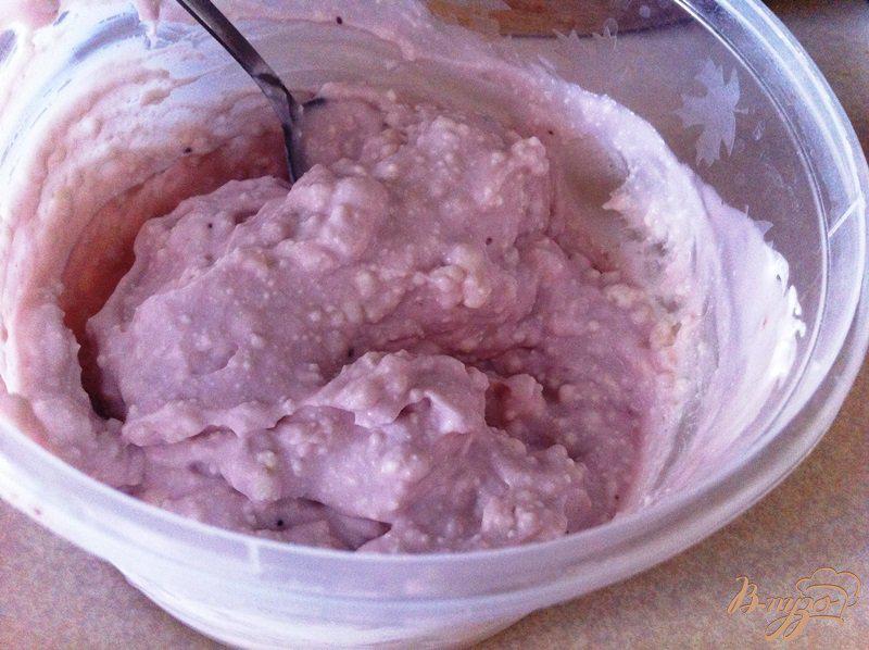 Фото приготовление рецепта: Творожно-йогуртный десерт шаг №3