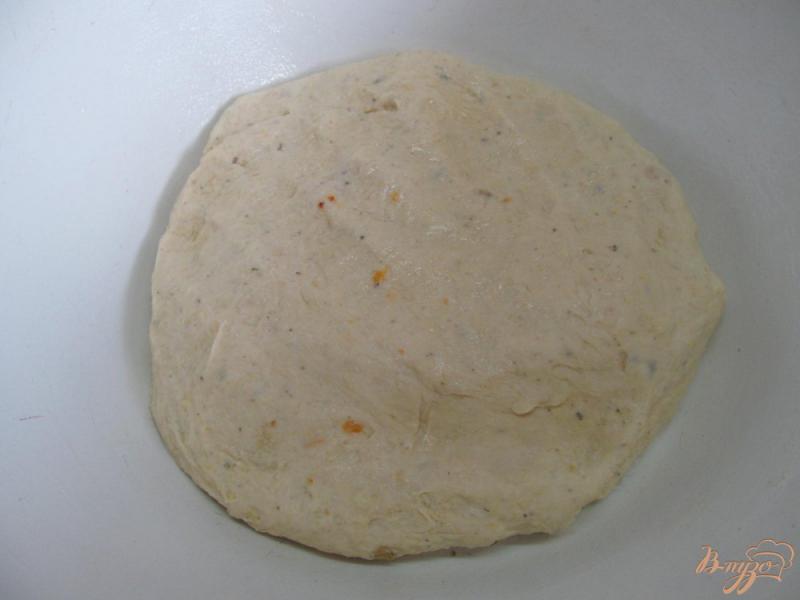 Фото приготовление рецепта: Тыквенный хлеб с семечками подсолнуха и тыквы шаг №4