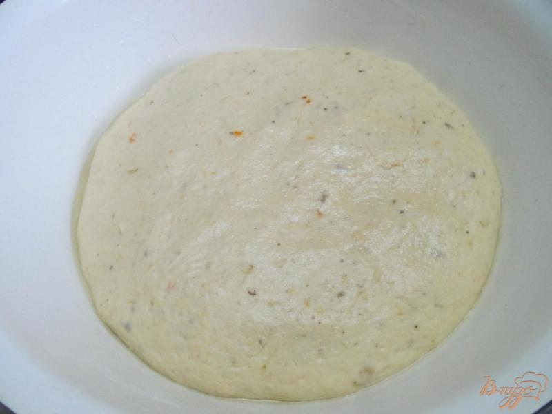 Фото приготовление рецепта: Тыквенный хлеб с семечками подсолнуха и тыквы шаг №5