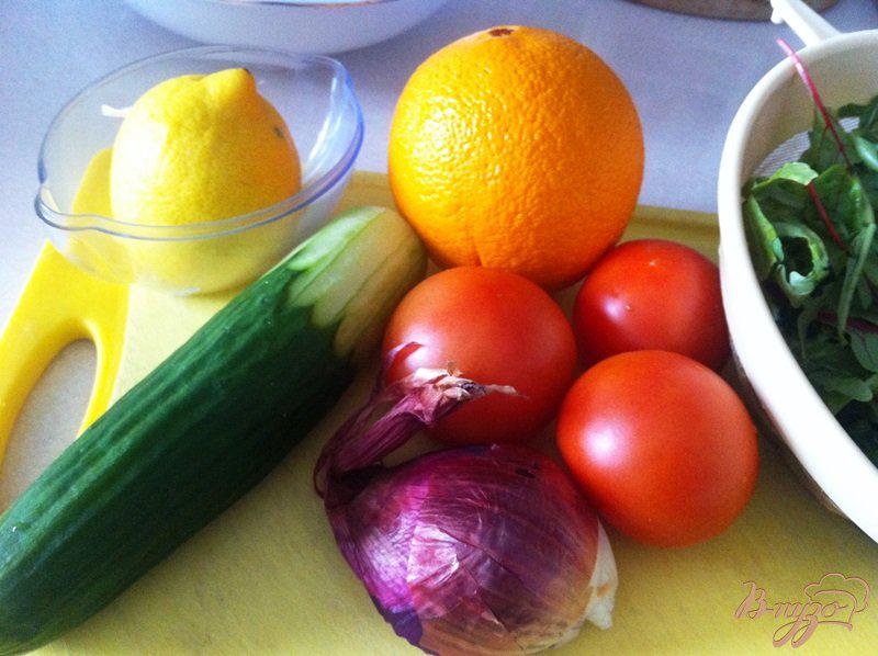 Фото приготовление рецепта: Салат овощной, освежающий шаг №2