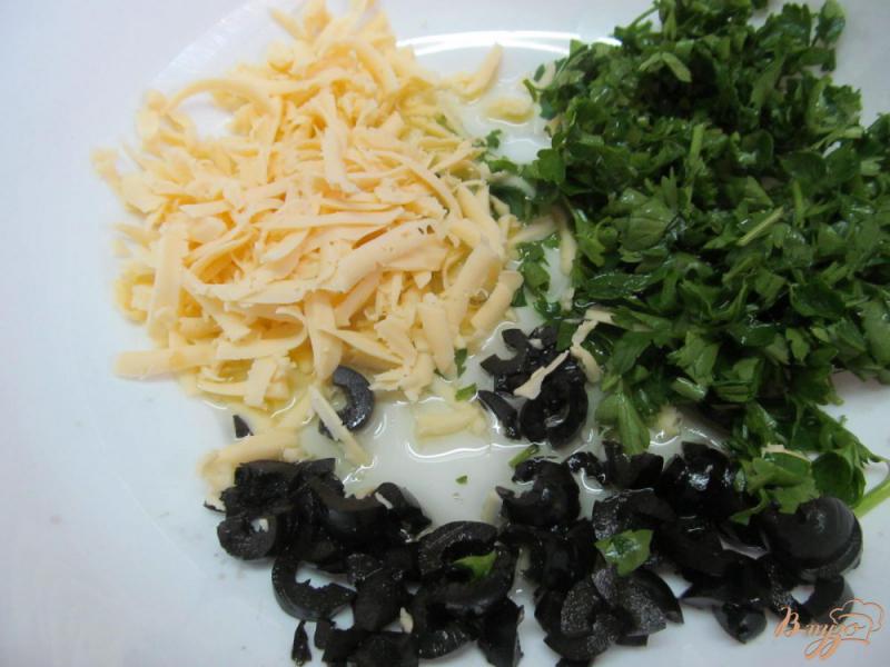 Фото приготовление рецепта: Фаршированный лаваш оливковой начинкой с языком шаг №1