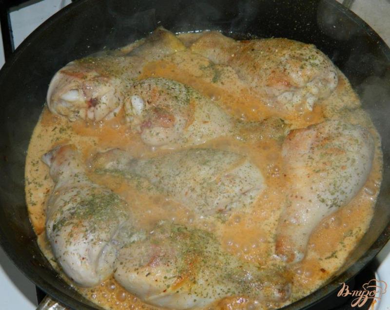 Фото приготовление рецепта: Курица в медово-соевом соусе шаг №4