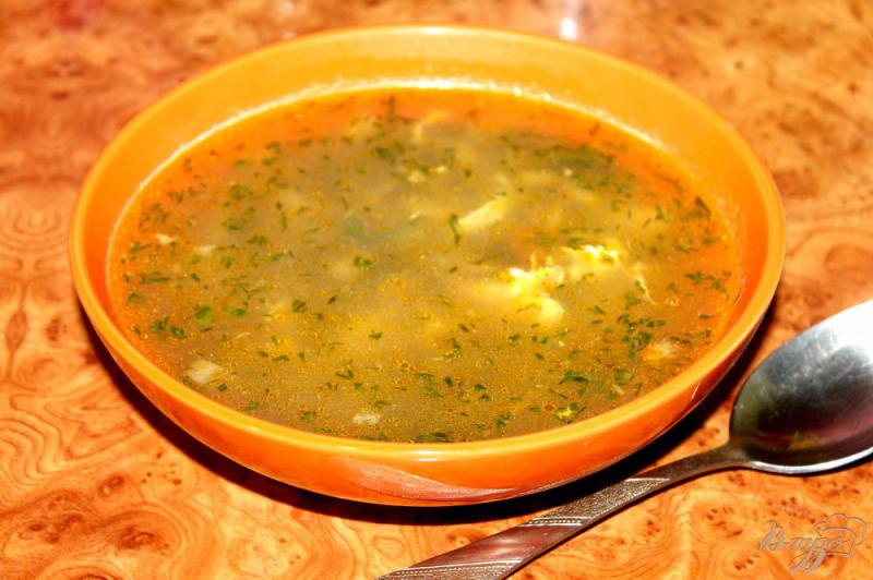Фото приготовление рецепта: Грибной суп с яйцом шаг №7