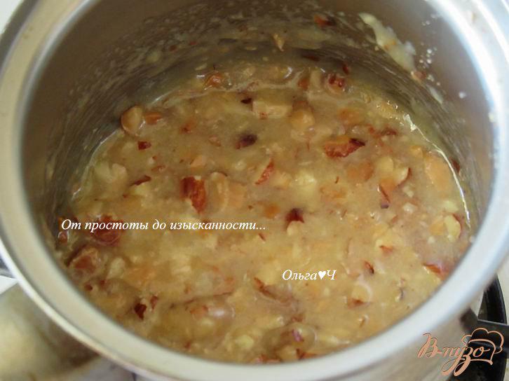 Фото приготовление рецепта: Мокрый яблочный пирог шаг №6