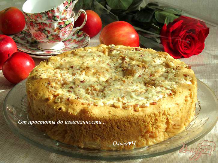 Фото приготовление рецепта: Мокрый яблочный пирог шаг №8