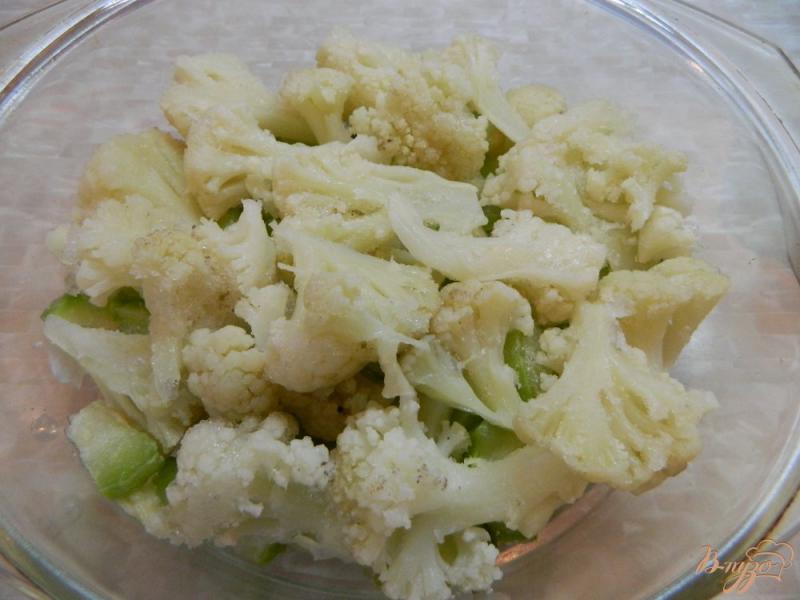 Фото приготовление рецепта: Запеканка из овощей и колбасы шаг №5