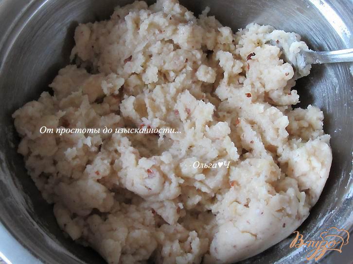 Фото приготовление рецепта: Яблочно-ореховое печенье шаг №4