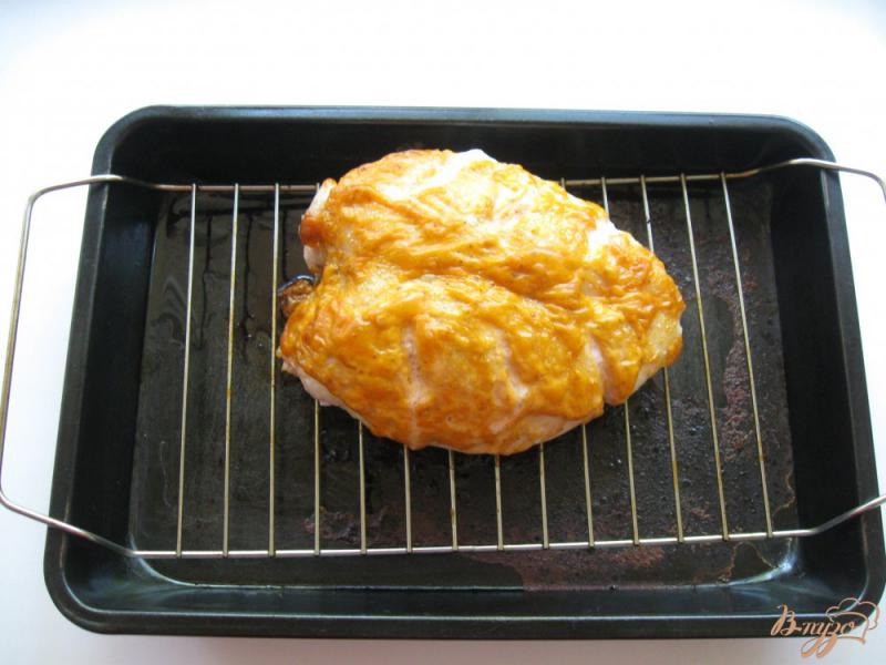 Фото приготовление рецепта: Запеченная куриная грудка шаг №6