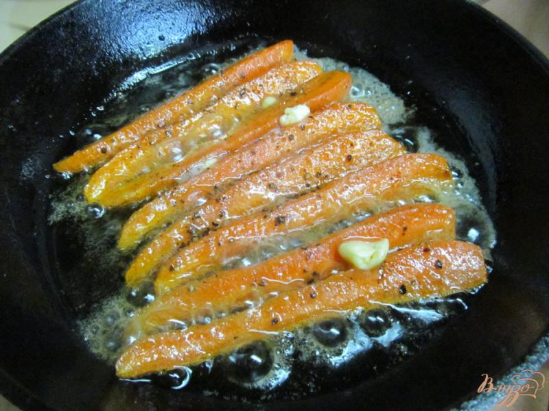 Фото приготовление рецепта: Морковь глазированная в сахаре шаг №3