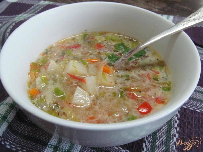 Фото приготовление рецепта: Суп с двумя видами капусты шаг №8