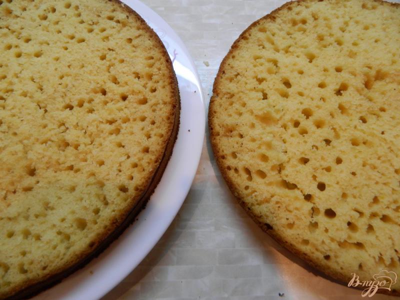 Фото приготовление рецепта: Торт с лимонной прослойкой и творожным кремом шаг №4