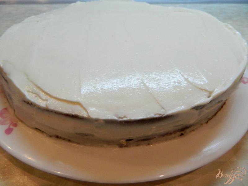 Фото приготовление рецепта: Торт с лимонной прослойкой и творожным кремом шаг №11