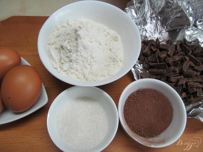 Фото приготовление рецепта: Влажный шоколадный кекс шаг №1