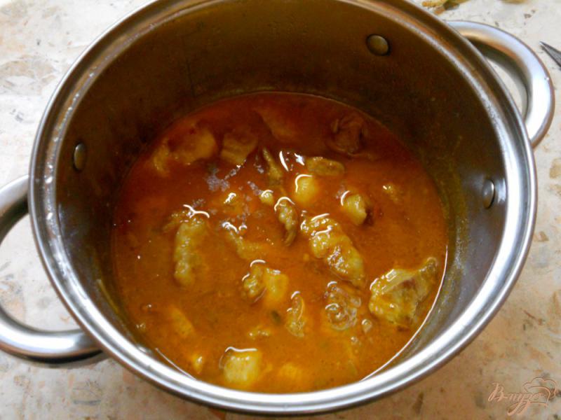 Фото приготовление рецепта: Свинина тушеная в медово-горчичном соусе шаг №6