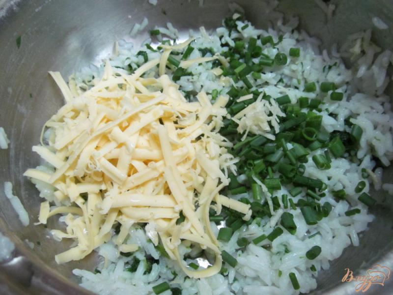 Фото приготовление рецепта: Рисовая запеканка со шпинатом шаг №3