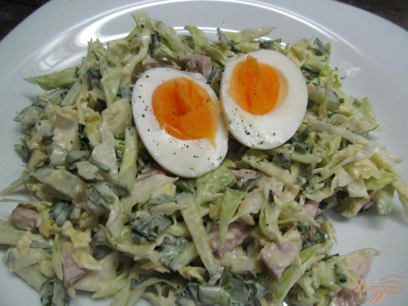 Фото приготовление рецепта: Овощной салат с бужениной и сливочным сыром шаг №5