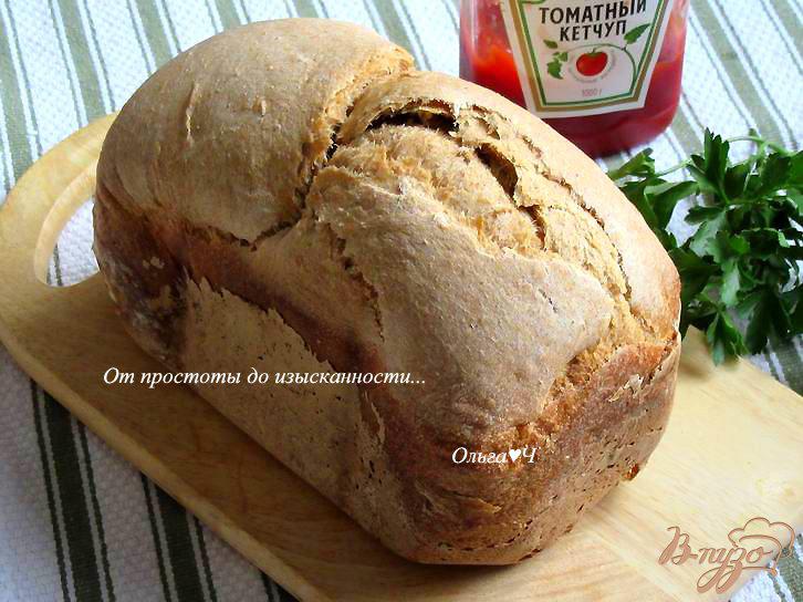Фото приготовление рецепта: Хлеб с кетчупом и кориандром шаг №4