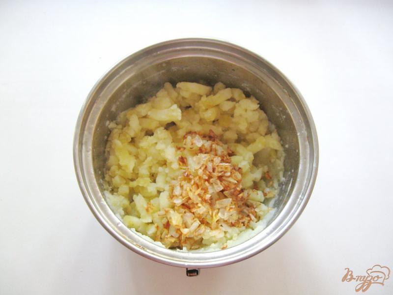 Фото приготовление рецепта: Пышные вареники с картофелем и фасолью шаг №1