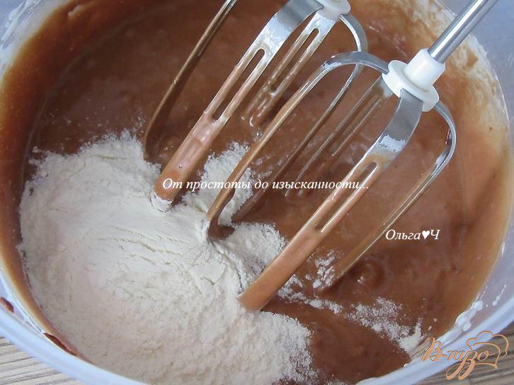 Фото приготовление рецепта: Шоколадное печенье с орехами шаг №3